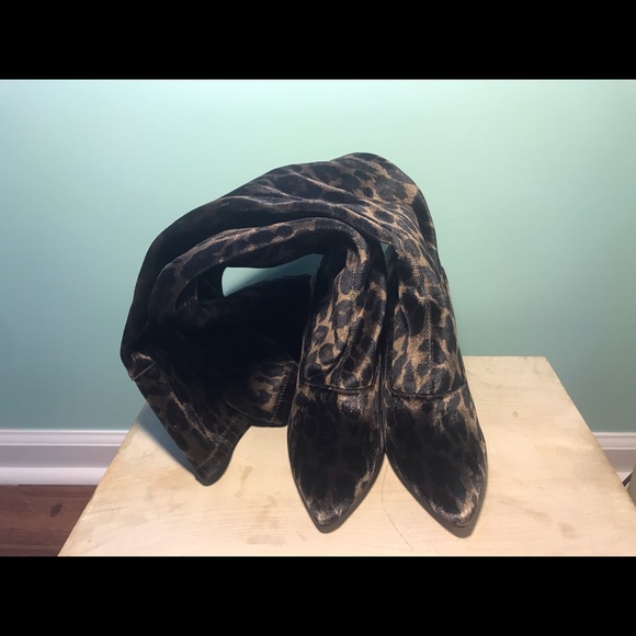 GUESS Valerine 2 Women Brown Over The Knee Boot - Picture 2 of 4